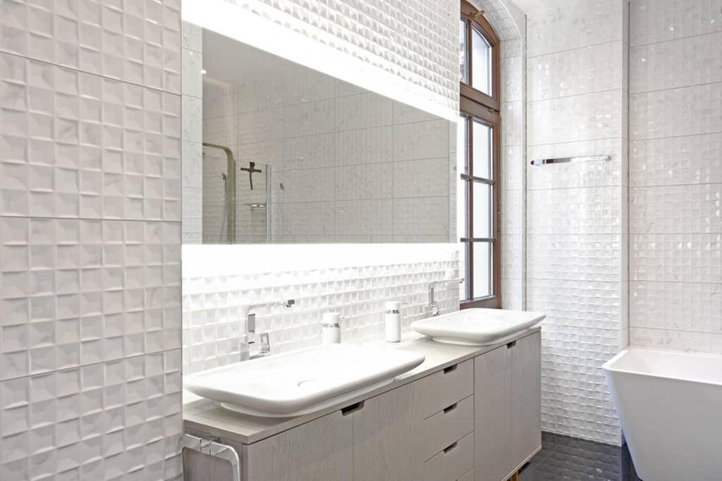 6,5 Luxury Room Apartment - Central Zwickau - 3 Bedrooms - 2 Bathrooms Esterno foto