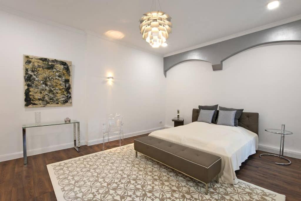 6,5 Luxury Room Apartment - Central Zwickau - 3 Bedrooms - 2 Bathrooms Esterno foto
