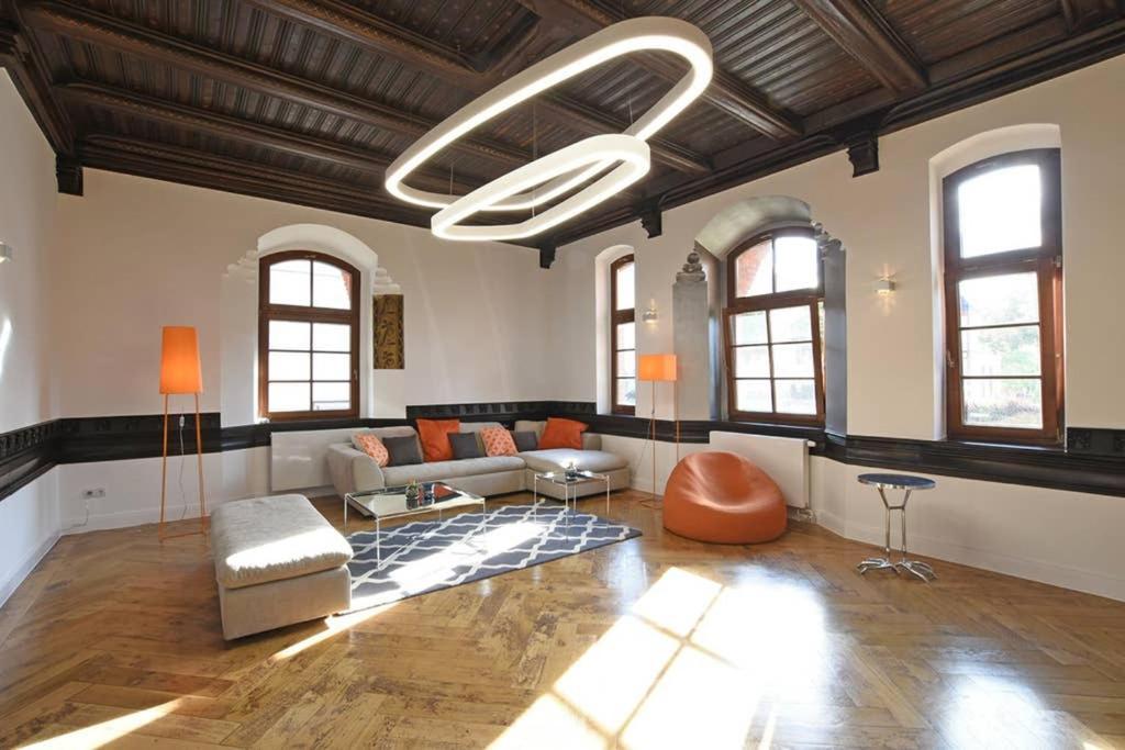 6,5 Luxury Room Apartment - Central Zwickau - 3 Bedrooms - 2 Bathrooms Esterno foto