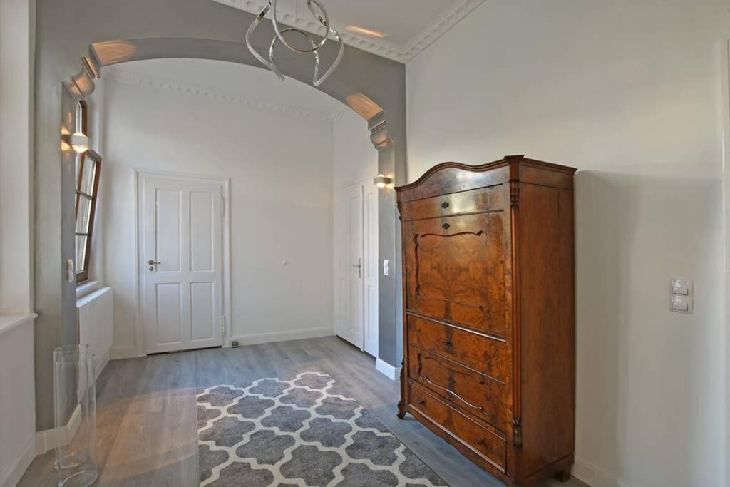 6,5 Luxury Room Apartment - Central Zwickau - 3 Bedrooms - 2 Bathrooms Esterno foto